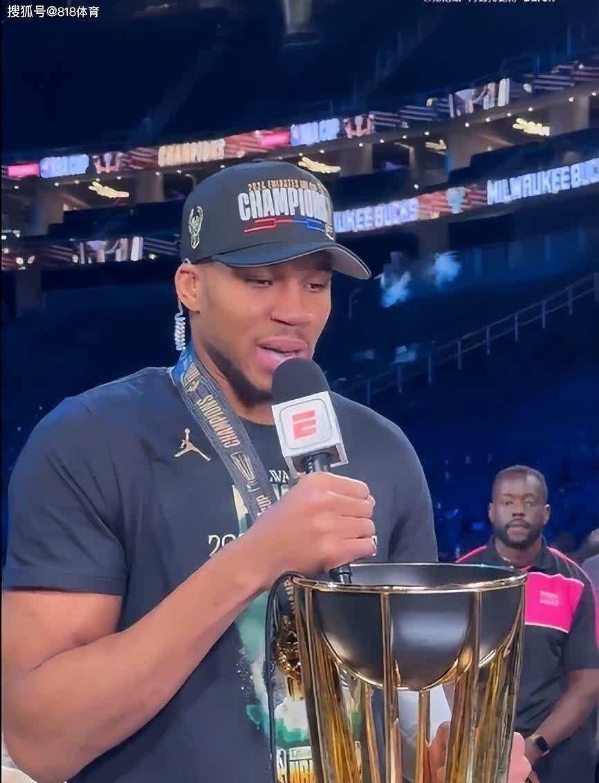 字母哥遭遇三连败，澳大利亚队教练面临压力！的简单介绍