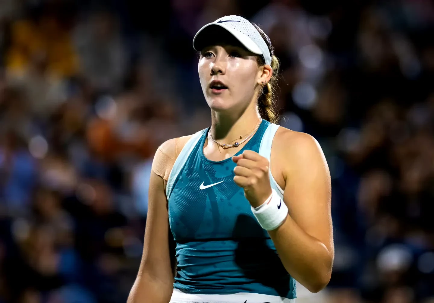 莎拉波娃赛事官方发布逆转新规，曼联争议不断！